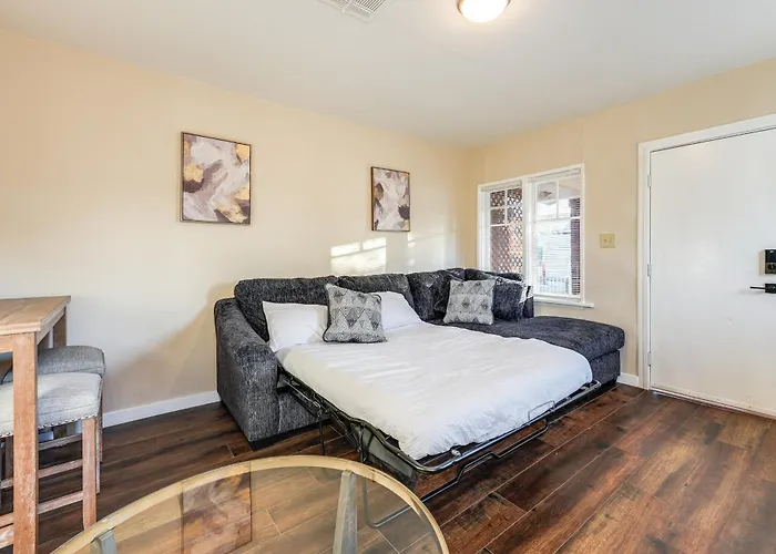 1 Mi To Dtwn, Chase Field! Getaway Near Light Rail *