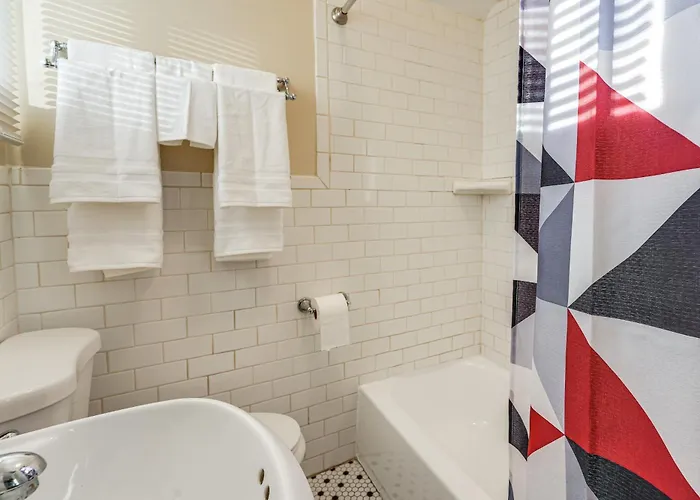 1 Mi To Dtwn, Chase Field! Getaway Near Light Rail Phoenix